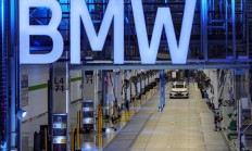 奔驰汽车金融2023年营收同比下降0.62% 净利同比下降11.52%