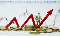 沪指又新高，稀土板块领涨！但今天仅一只基金涨超5%