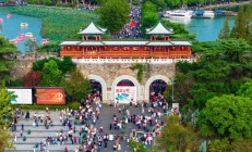 旅游人气爆棚，为何近六成上市旅企净利润同比下滑，部分景区还出现亏损？