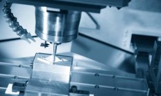 连收年报问询函 日发精机财务问题多