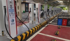 集泰股份营收连降两年后一季度陷入亏损 正大力开拓新能源汽车、光伏等领域