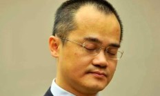 丽人丽妆股东丽仁减持公司股份455.78万股 市值较巅峰时期缩水近九成