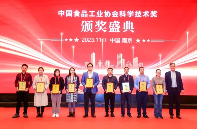 劲仔食品:控股股东周劲松所质押2739万股延期购回