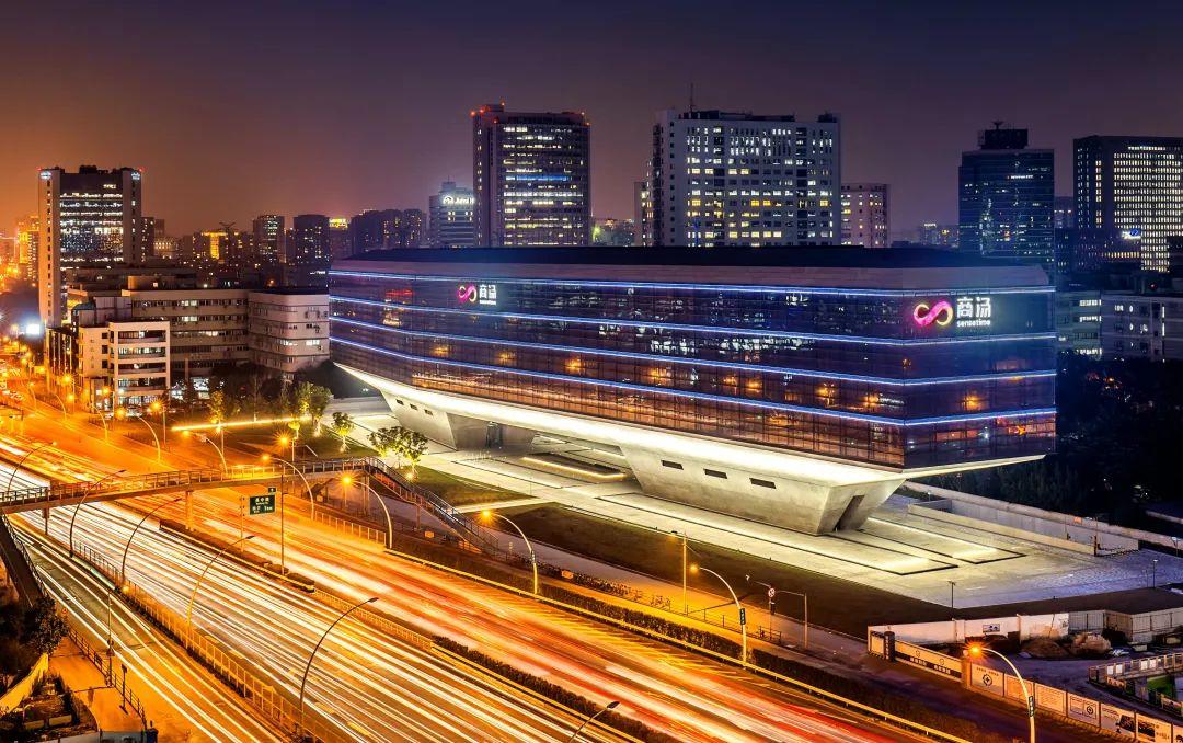 越秀服务上半年多项业务收入增长 坚守长期主义理念穿越市场周期