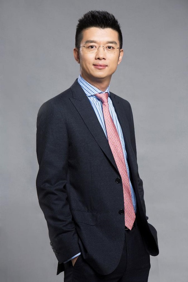 华通金租换帅 大股东总裁兼任公司董事长