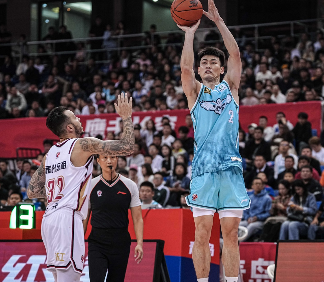 湖北金租换帅 丁震获批出任公司董事长